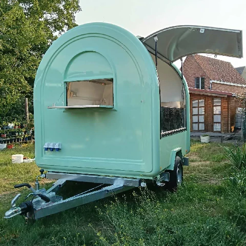 Retro Foodtrailer RAL 6019 mit COC, Kühlschrank, Dunstabzug und Edelstahl-Arbeitsfläche