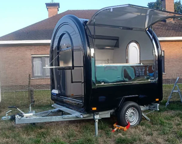 Foodtrailer Modell M – 2,2 Meter lang, blaues Retro-Design