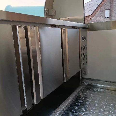 Food truck rétro modèle M , 2.2m de long