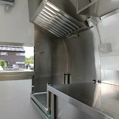 Food truck rétro modèle M , 2.2m de long