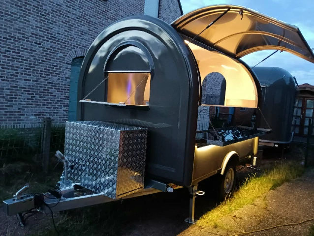 Food truck rétro modèle L , 2.8m de long